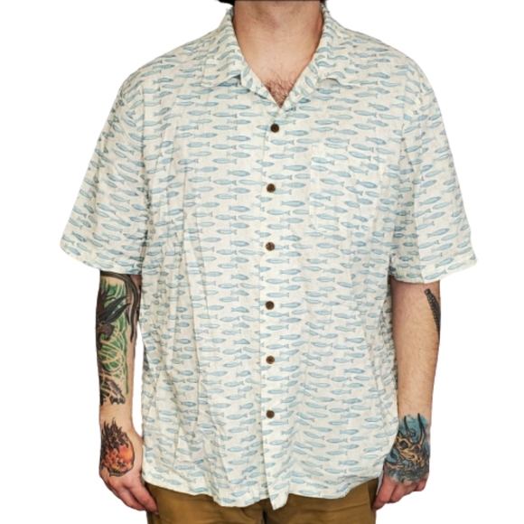 L.L. Bean Other - LL BEAN fish print traditional short sleeve shirt